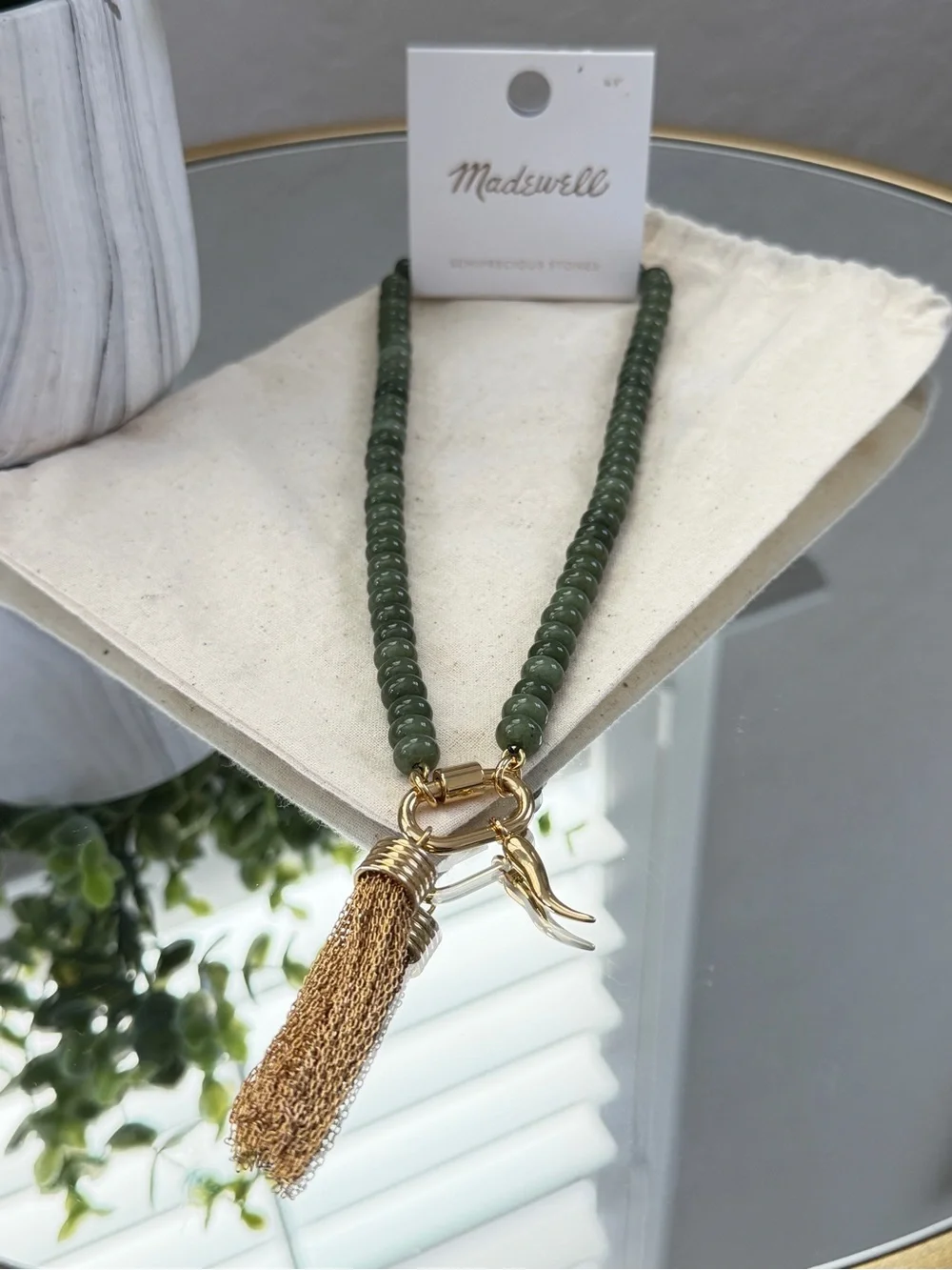 Madewell Semi Precious Stone Beaded Necklace Green Gold Tassel NZ150 NWT - Picture 5 of 6